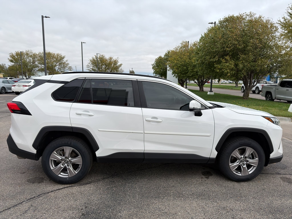 Used 2022 Toyota RAV4 XLE SUV