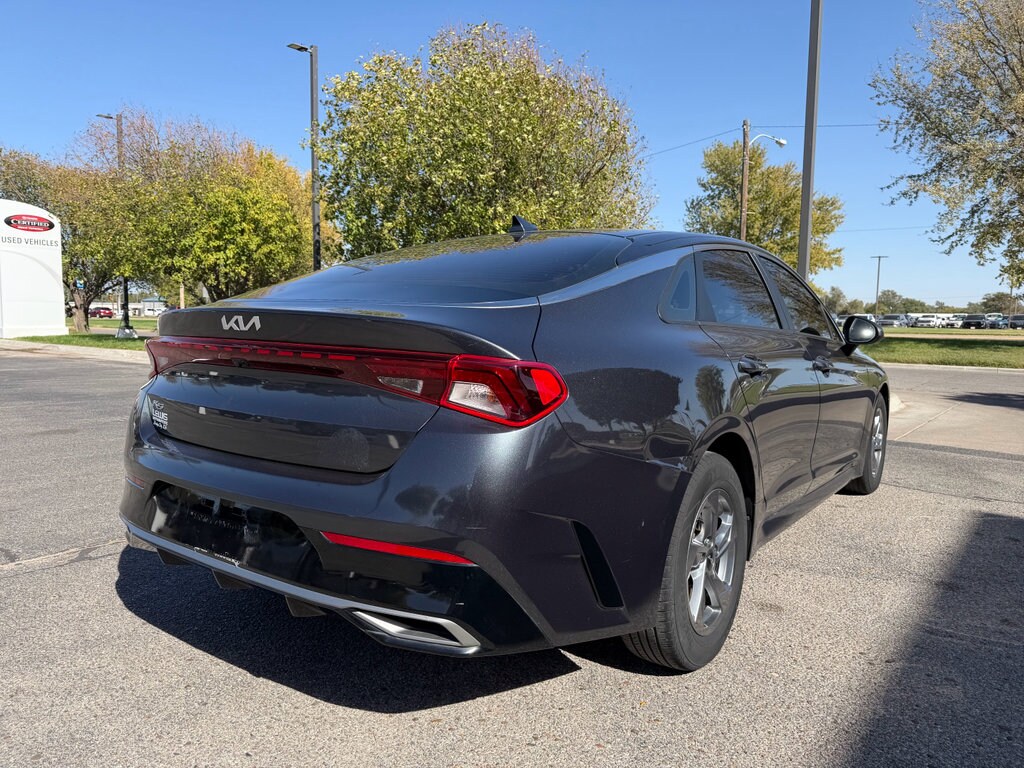 2022 Kia K5 LXS photo 3