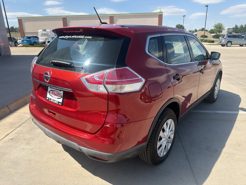 Used 2016 Nissan Rogue S with VIN JN8AT2MT1GW008454 for sale in Garden City, KS