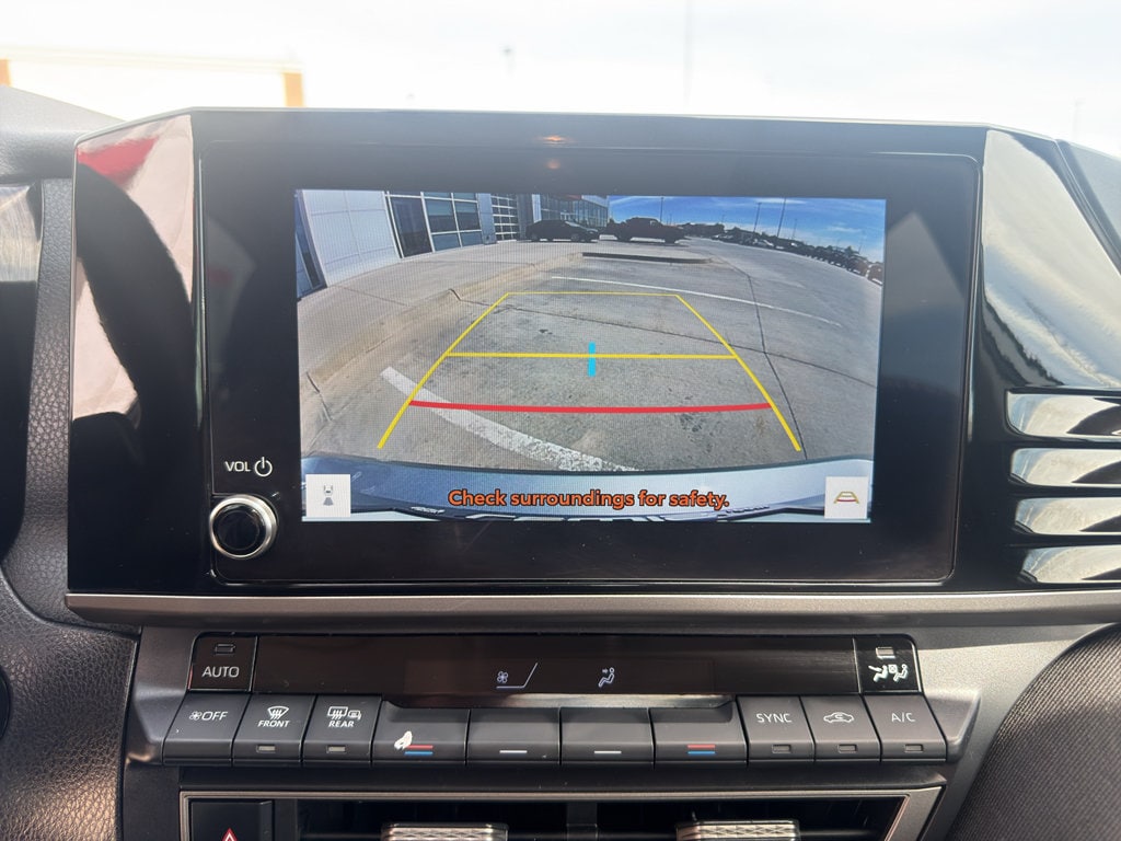 2025 Toyota Camry LE - Photo 16