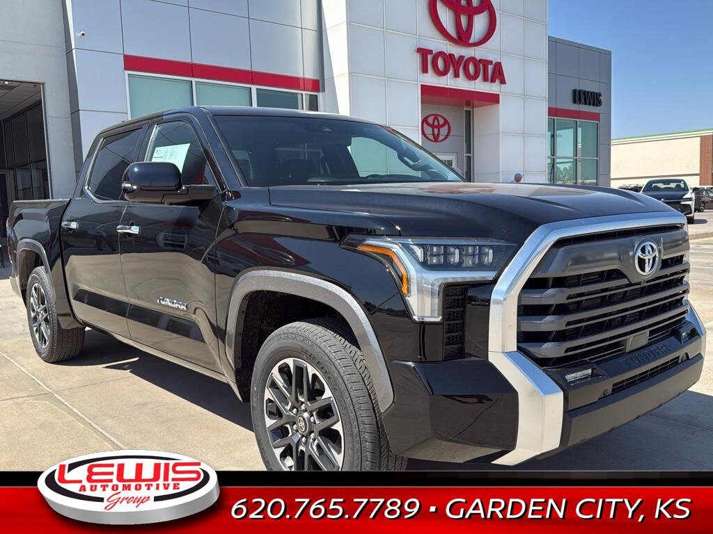 New 2025 Toyota Tundra Limited Truck CrewMax