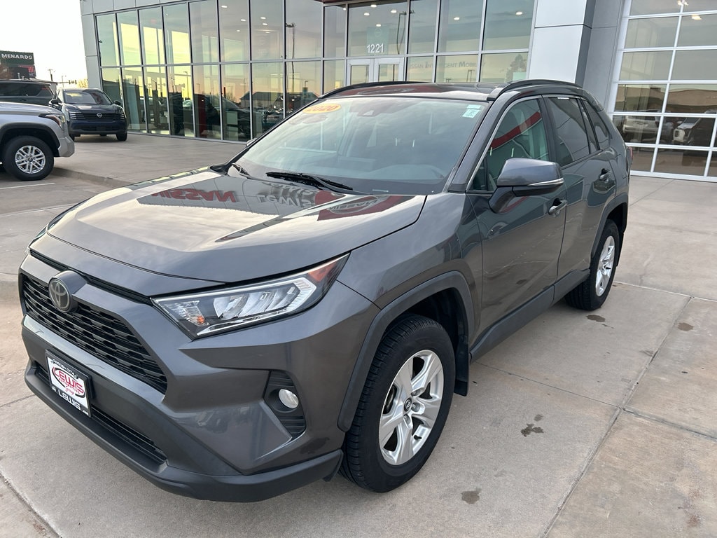 Used 2020 Toyota RAV4 XLE SUV