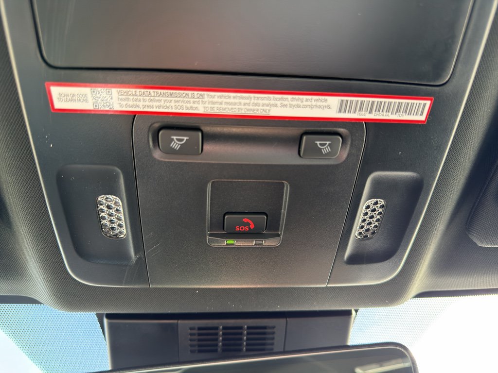 2026 Toyota Camry SE - Photo 21