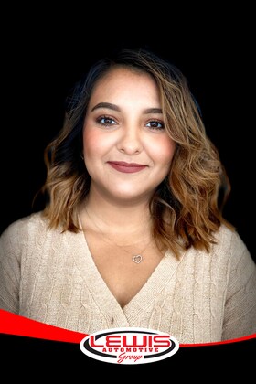 Staff member Giovanna Fierro from 8ab722d06067