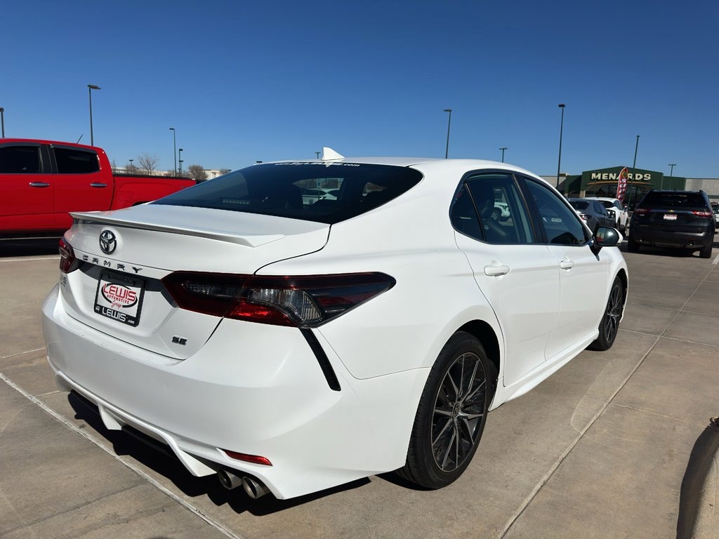 Used 2024 Toyota Camry SE Sedan
