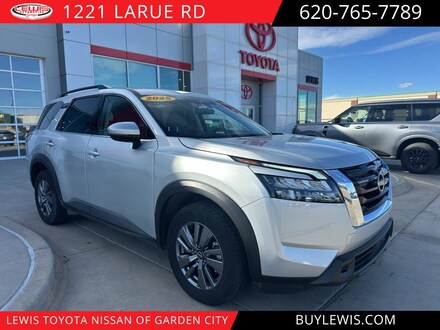 2025 Nissan Pathfinder SV SUV