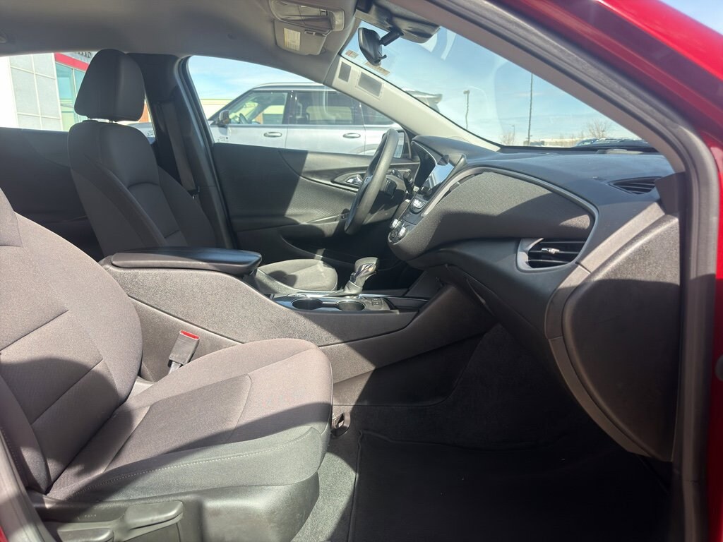 Used 2024 Chevrolet Malibu 1LT Sedan