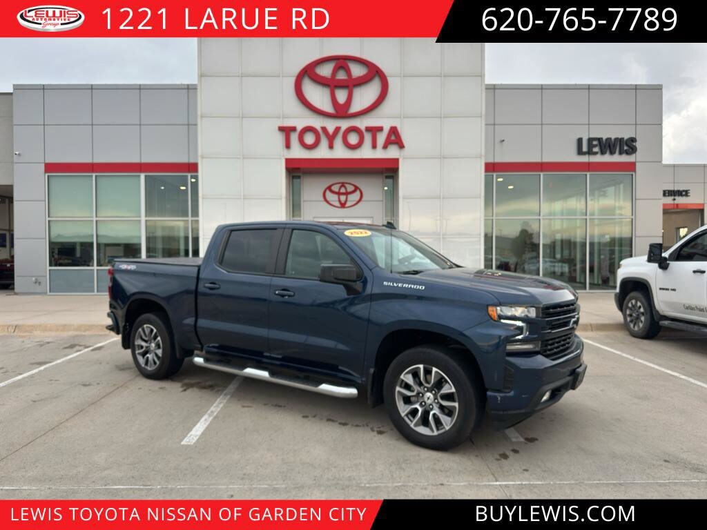 Used 2022 Chevrolet Silverado RST Truck Crew Cab