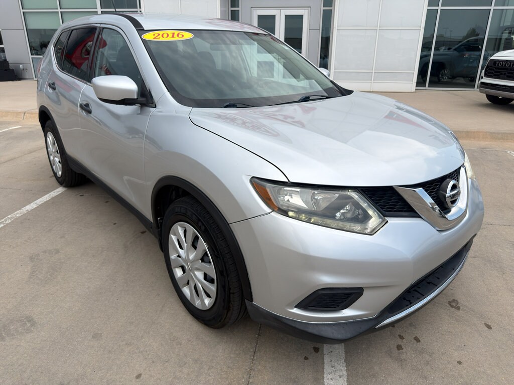 Used 2016 Nissan Rogue S SUV