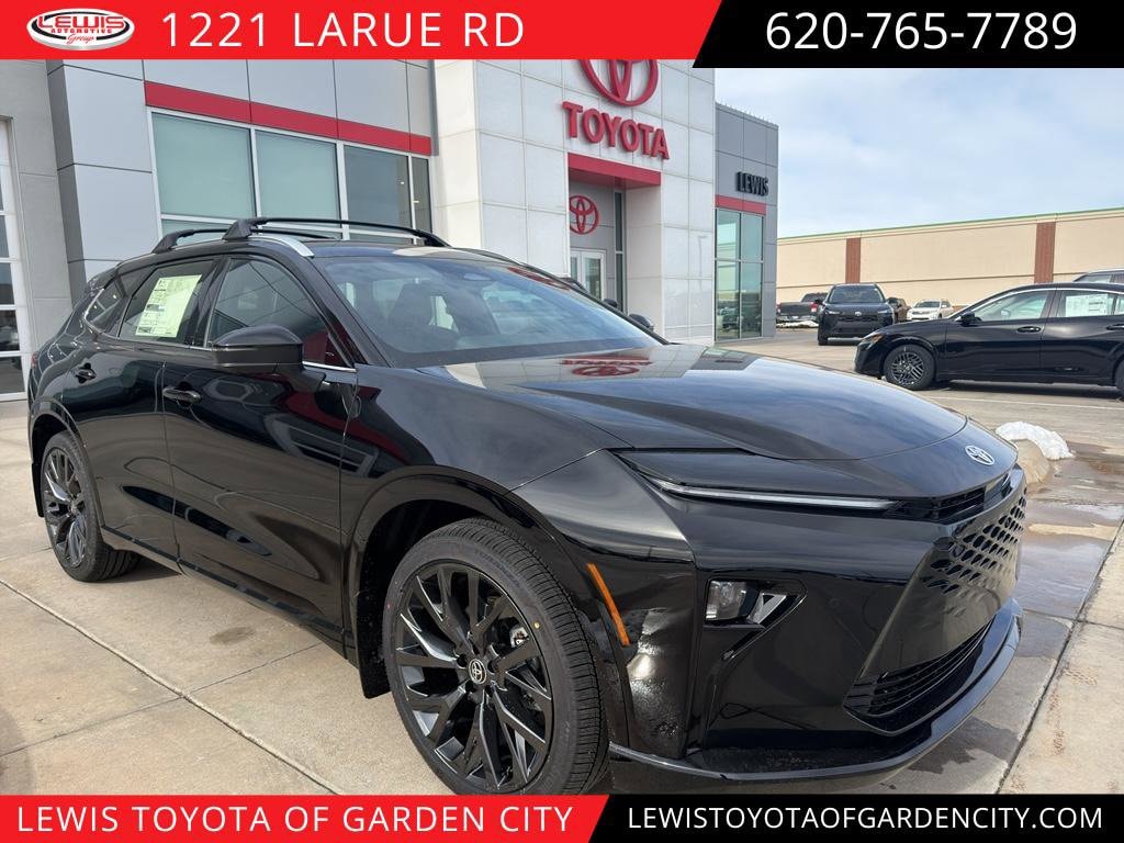 2025 Toyota Crown Signia Limited's photo