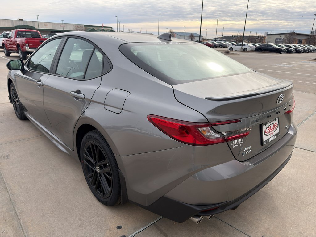 2026 Toyota Camry SE - Photo 25
