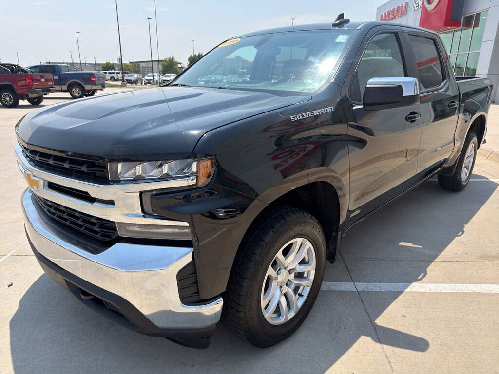 Used 2019 Chevrolet Silverado LT Truck Crew Cab
