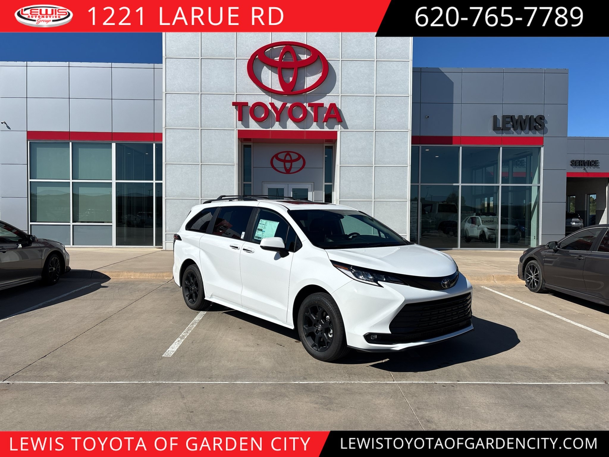 2026 Toyota Sienna Woodland Edition