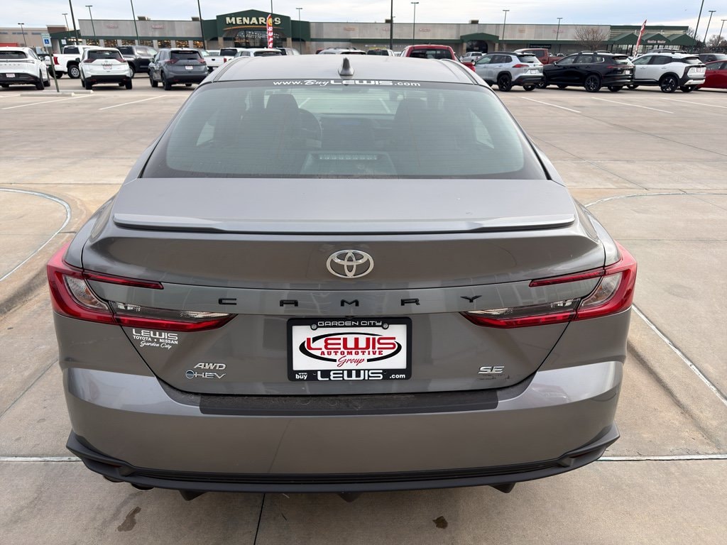 2026 Toyota Camry SE - Photo 26