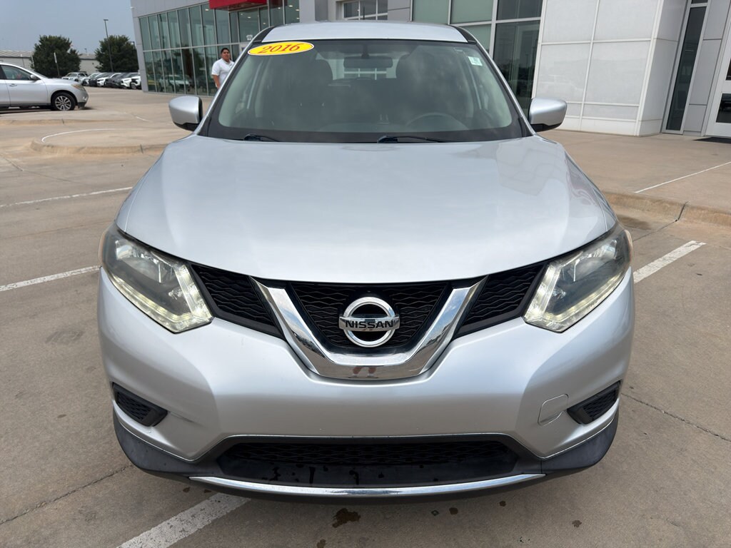 Used 2016 Nissan Rogue S SUV