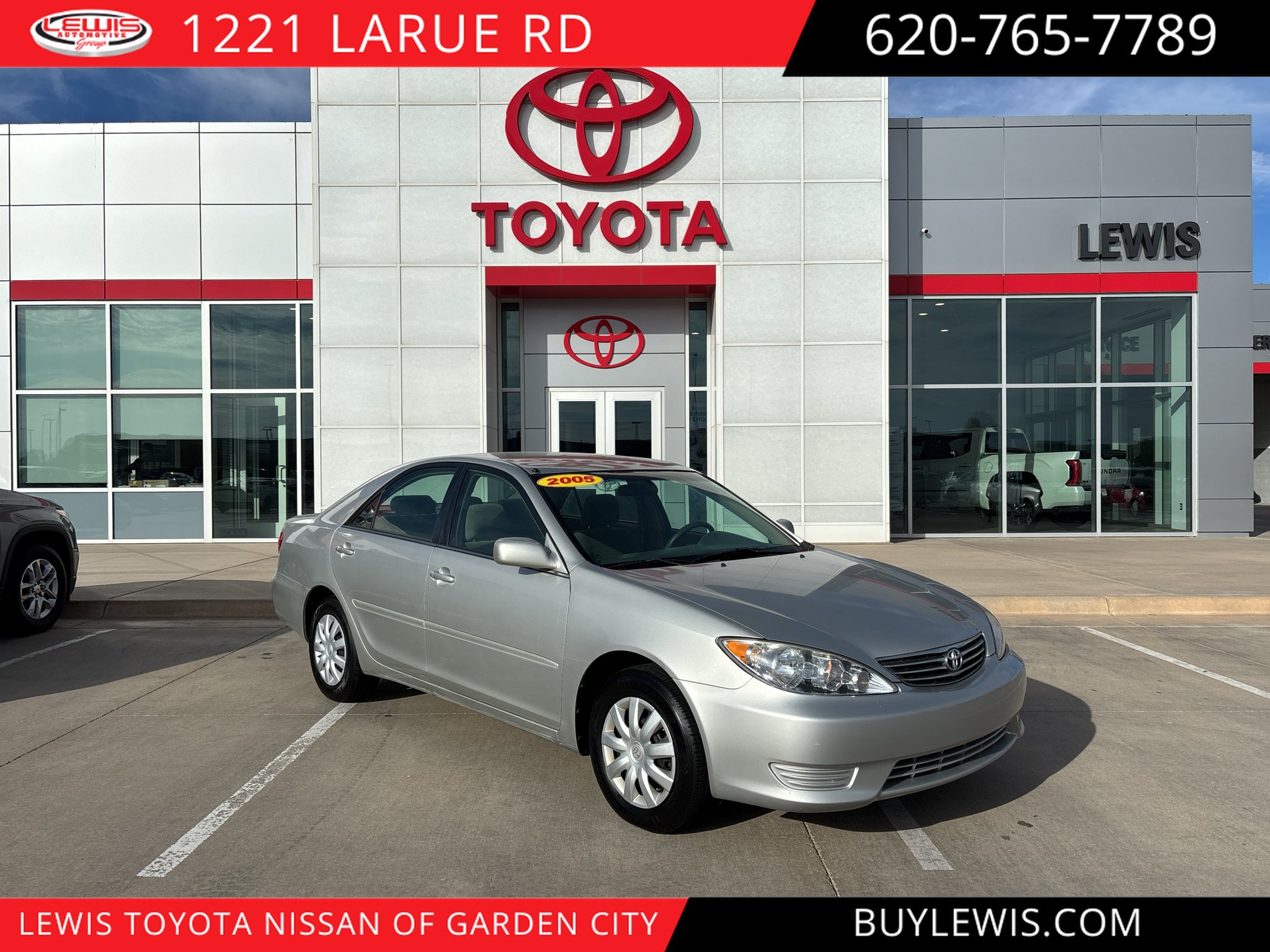 2005 Toyota Camry LE