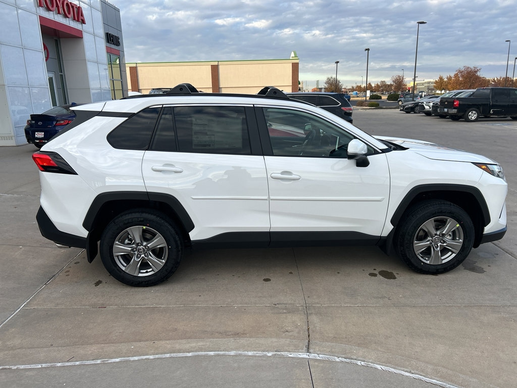New 2025 Toyota RAV4 XLE SUV