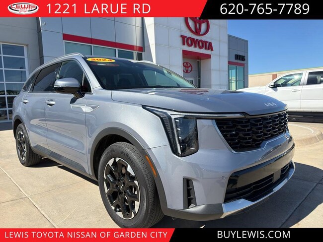 2024 Kia Sorento S SUV