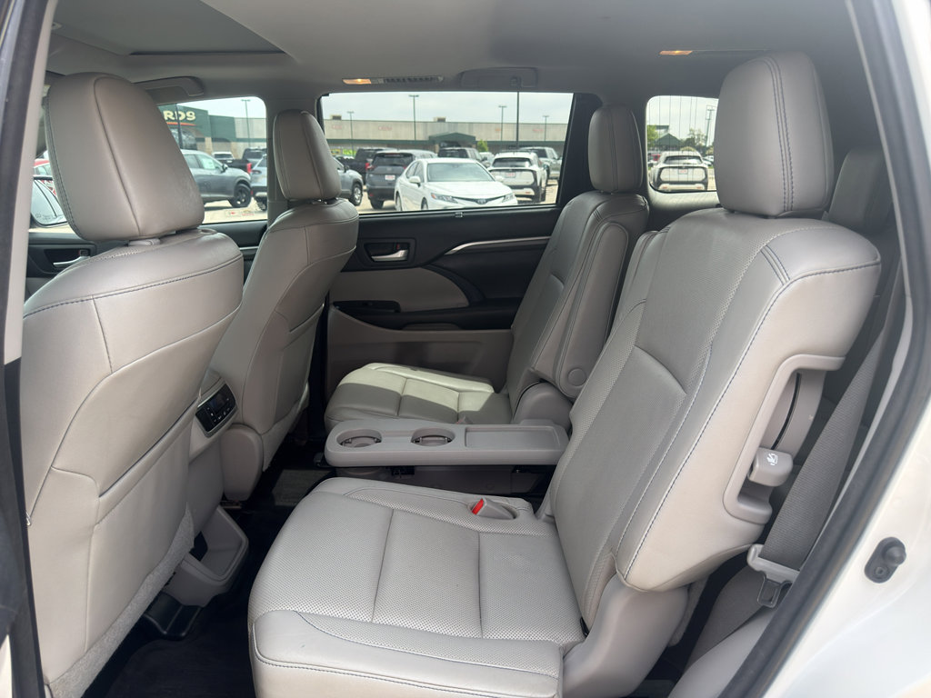 2018 Toyota Highlander Limited - Photo 11