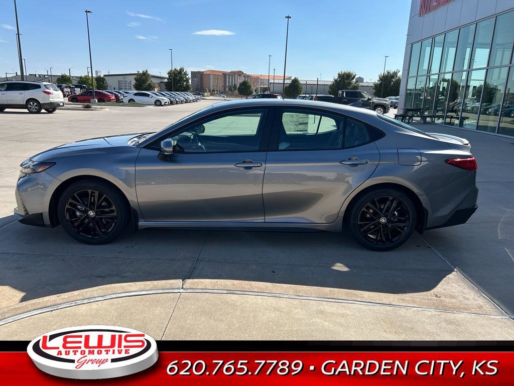 New 2026 Toyota Camry SE Sedan