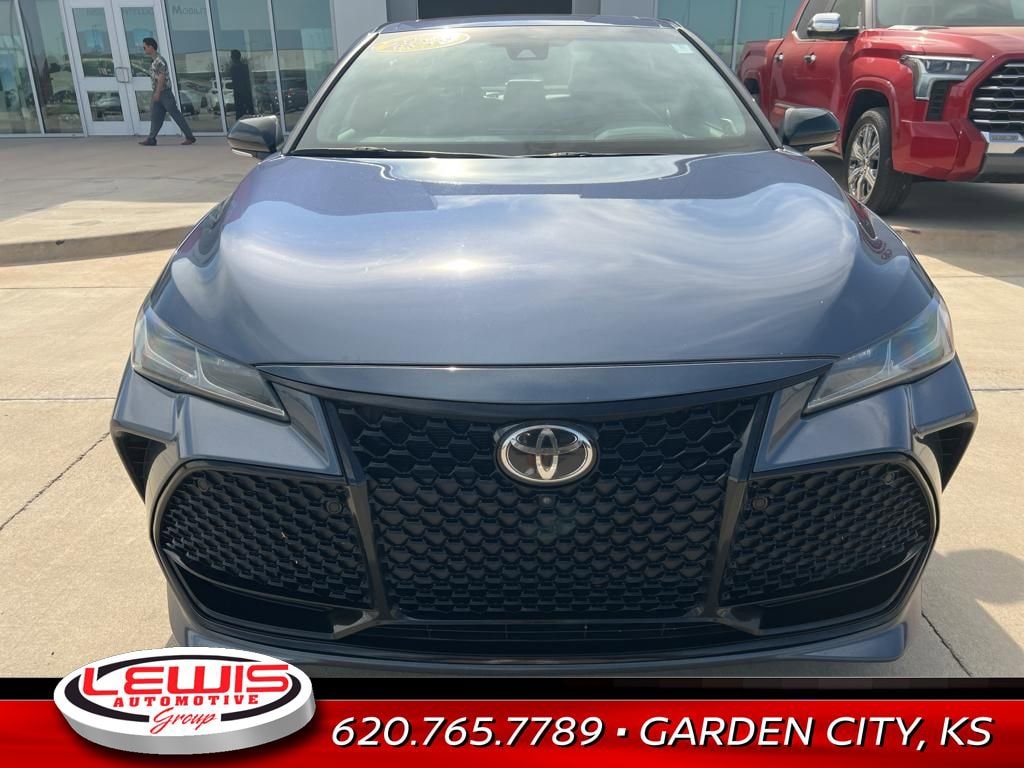 Used 2019 Toyota Avalon Touring with VIN 4T1BZ1FB8KU028276 for sale in Garden City, KS