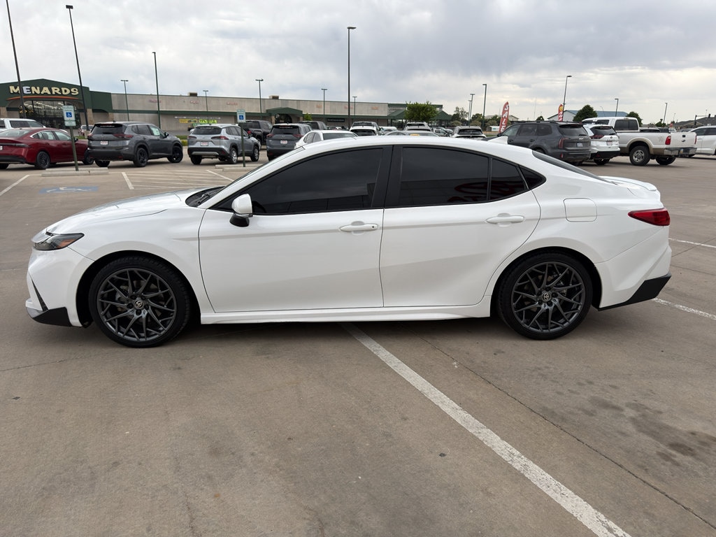 Used 2025 Toyota Camry Hybrid SE Sedan