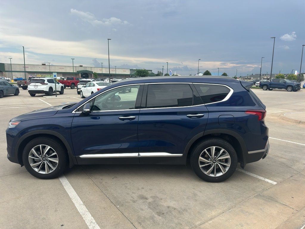 Used 2019 Hyundai Santa Fe Limited with VIN 5NMS53AD8KH127143 for sale in Garden City, KS