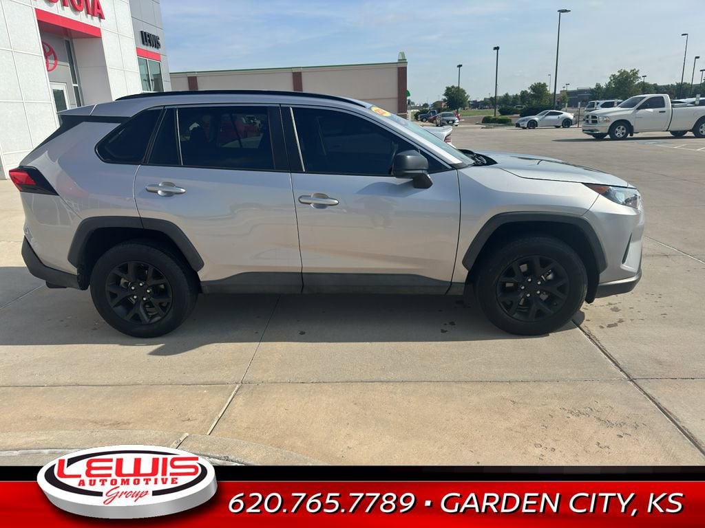 Used 2021 Toyota RAV4 LE with VIN 2T3H1RFV0MC161782 for sale in Garden City, KS