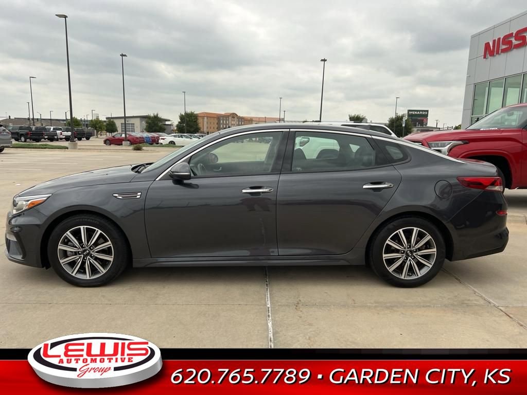 Used 2019 Kia Optima EX with VIN 5XXGU4L17KG306192 for sale in Garden City, KS