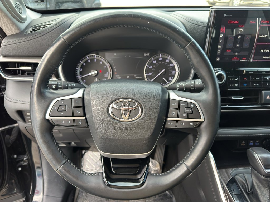 2022 Toyota Highlander Limited - Photo 18