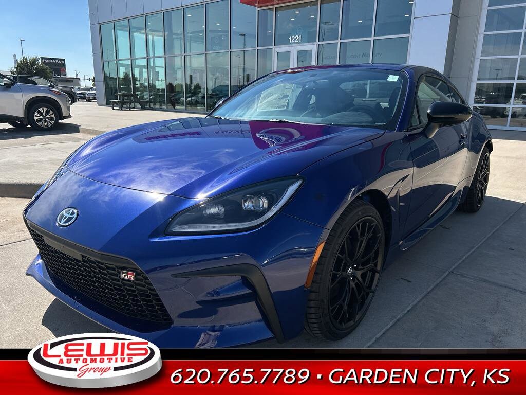 2025 Toyota GR86 Premium photo 3