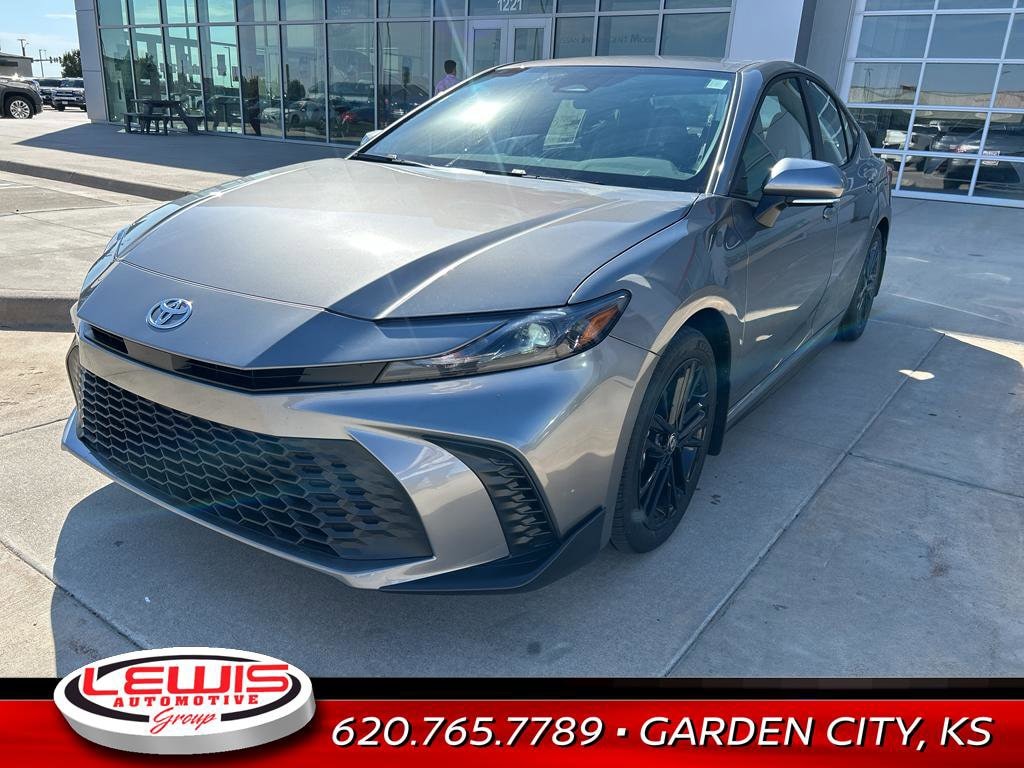 New 2026 Toyota Camry SE Sedan