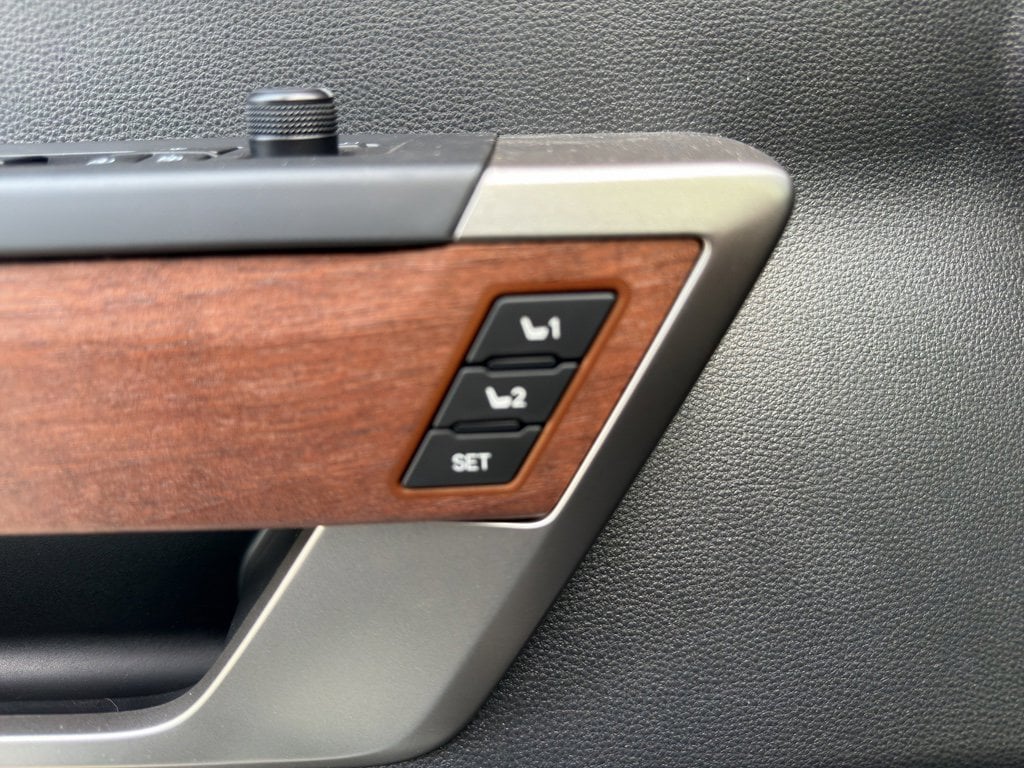 2026 Toyota Tundra 1794 Edition - Photo 13