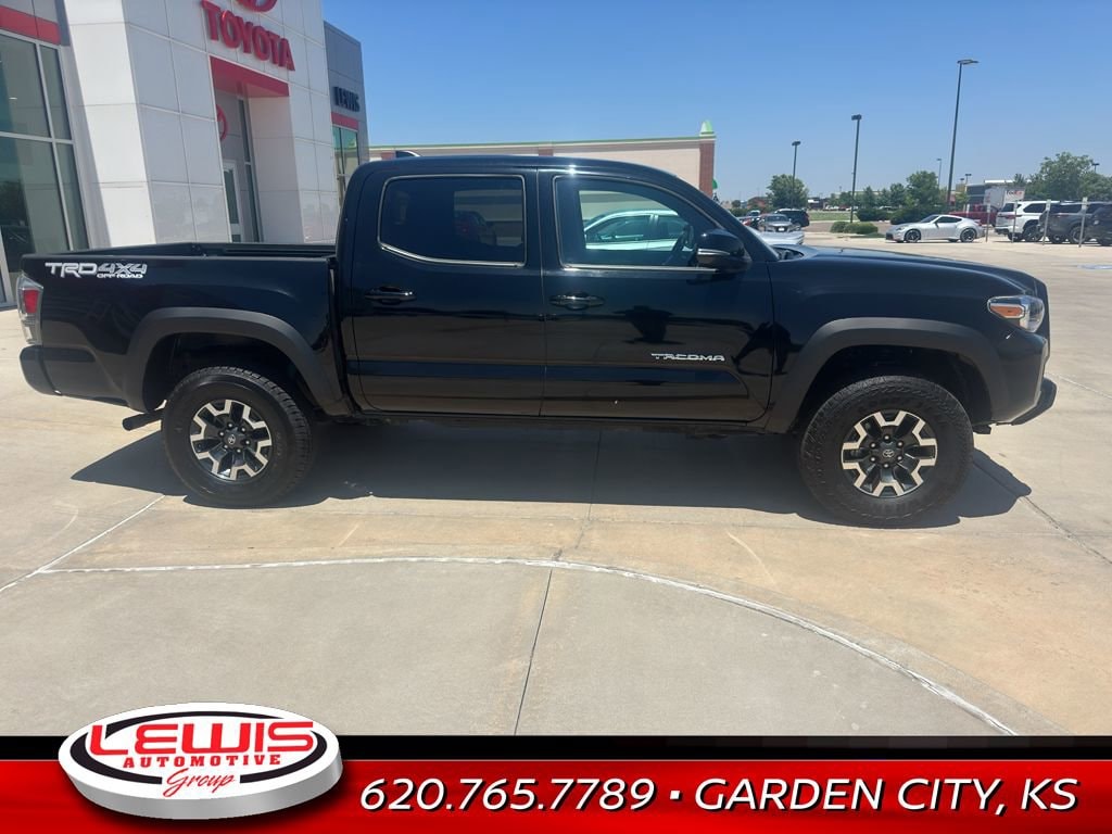Used 2023 Toyota Tacoma TRD Off Road with VIN 3TMCZ5AN4PM628712 for sale in Garden City, KS