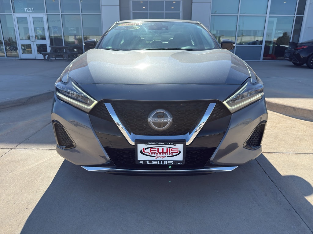 Used 2023 Nissan Maxima SV Sedan