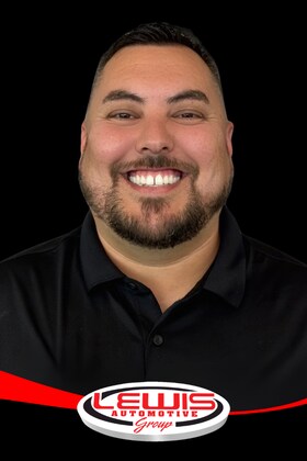 Staff member Chente Duran from ID_20a88dfa40a8