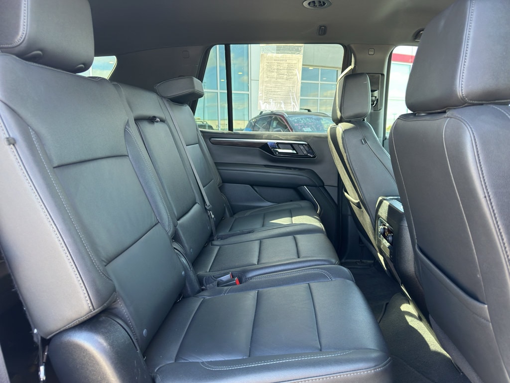 2025 Chevrolet Tahoe LT - Photo 11