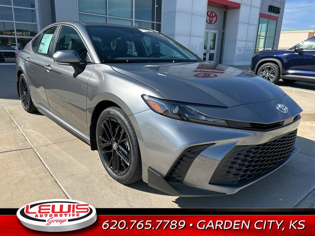 New 2026 Toyota Camry SE Sedan