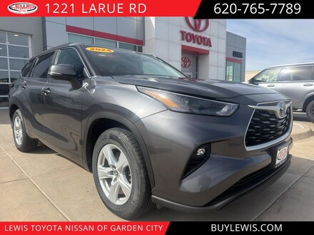 2024 Toyota Highlander LE SUV
