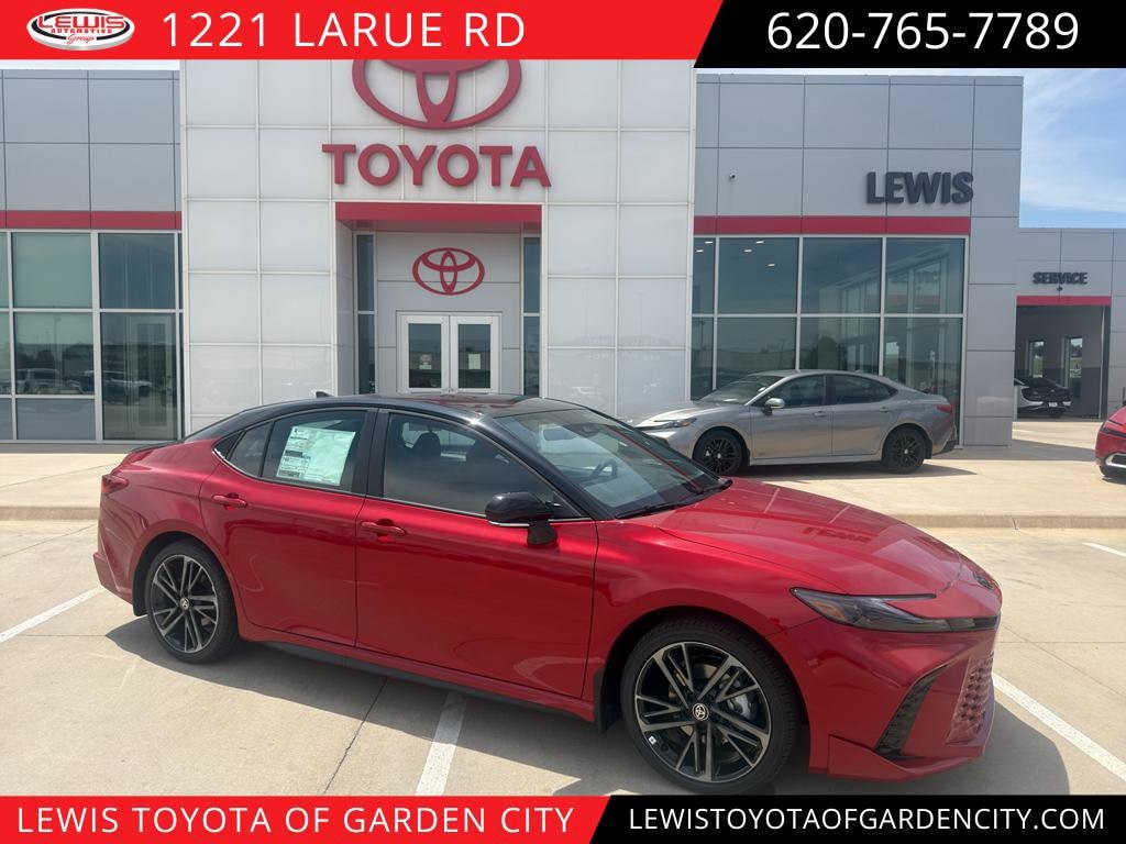 2026 Toyota Camry XSE Hybrid's photo