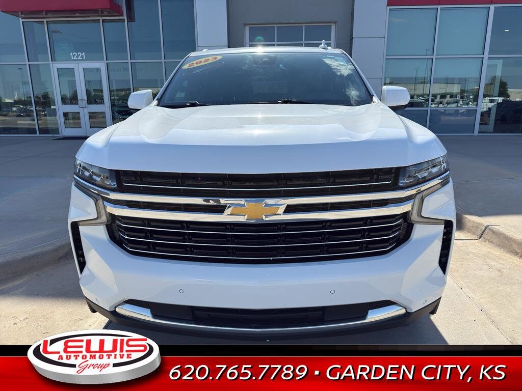 2023 Chevrolet Tahoe LT photo 2