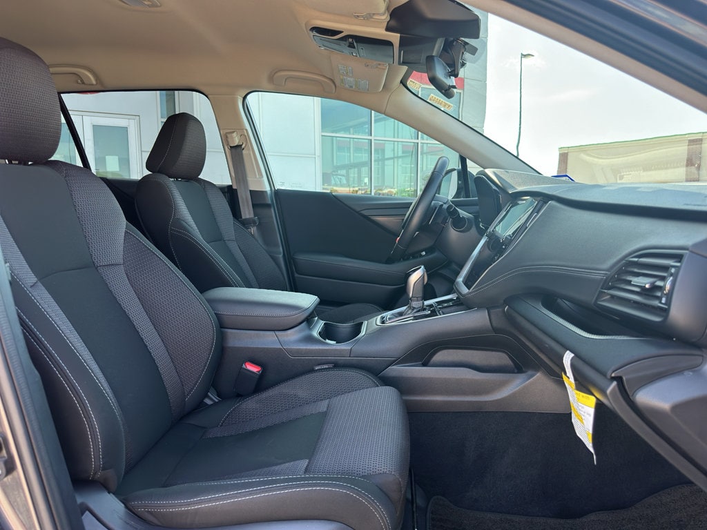 Used 2025 Subaru Outback Premium SUV