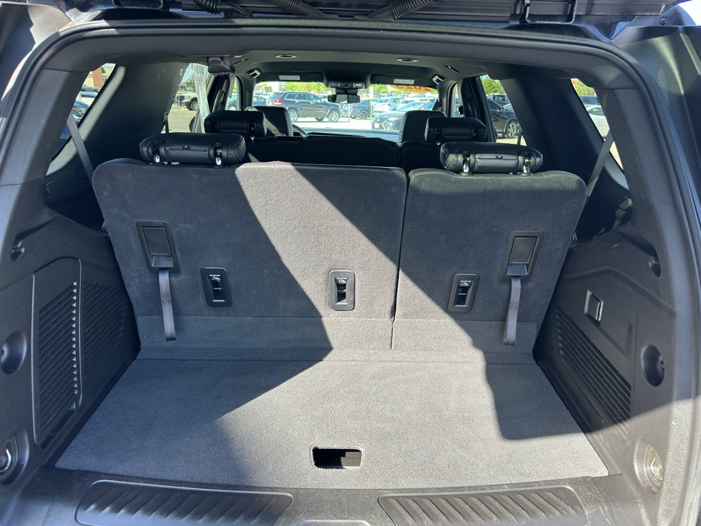 2025 Chevrolet Tahoe LT - Photo 16