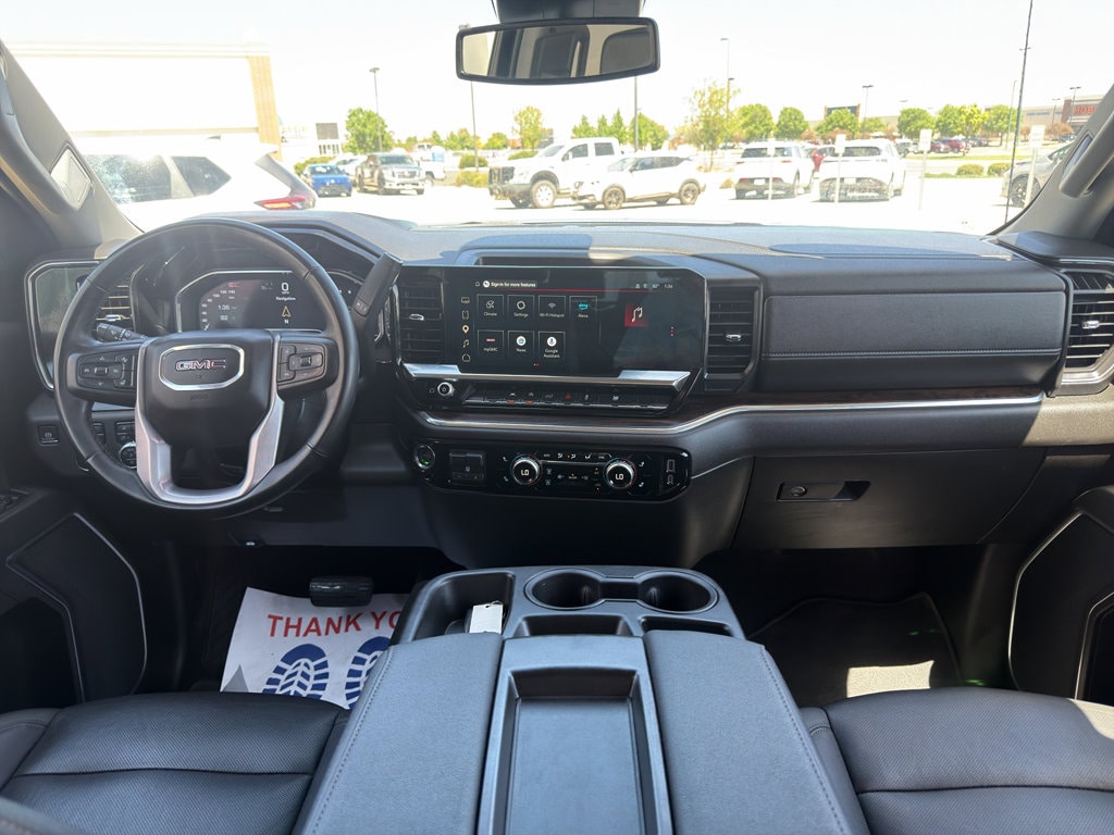 2025 GMC Sierra 1500 SLT - Photo 12