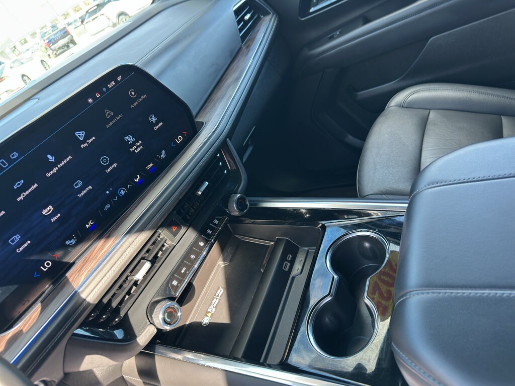 2025 Chevrolet Tahoe LT - Photo 28