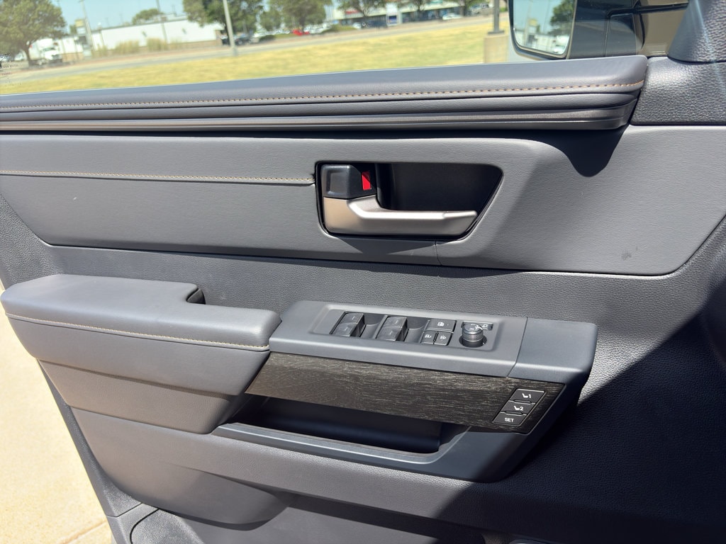 2026 Toyota Tundra Capstone - Photo 7