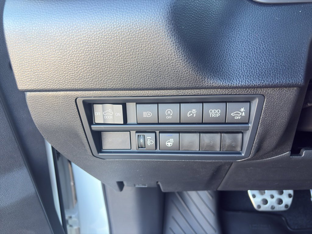 2026 Toyota Tundra SR5 - Photo 8