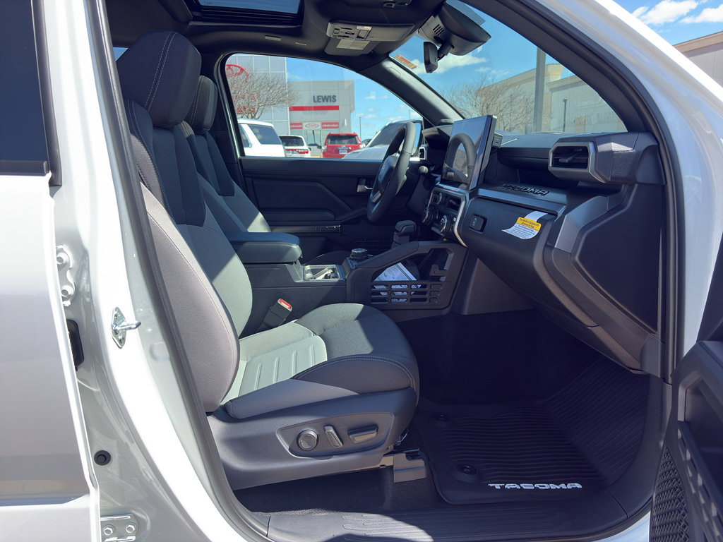 2026 Toyota Tacoma TRD Off Road - Photo 14