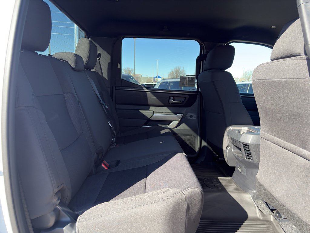 2026 Toyota Tundra SR5 - Photo 12