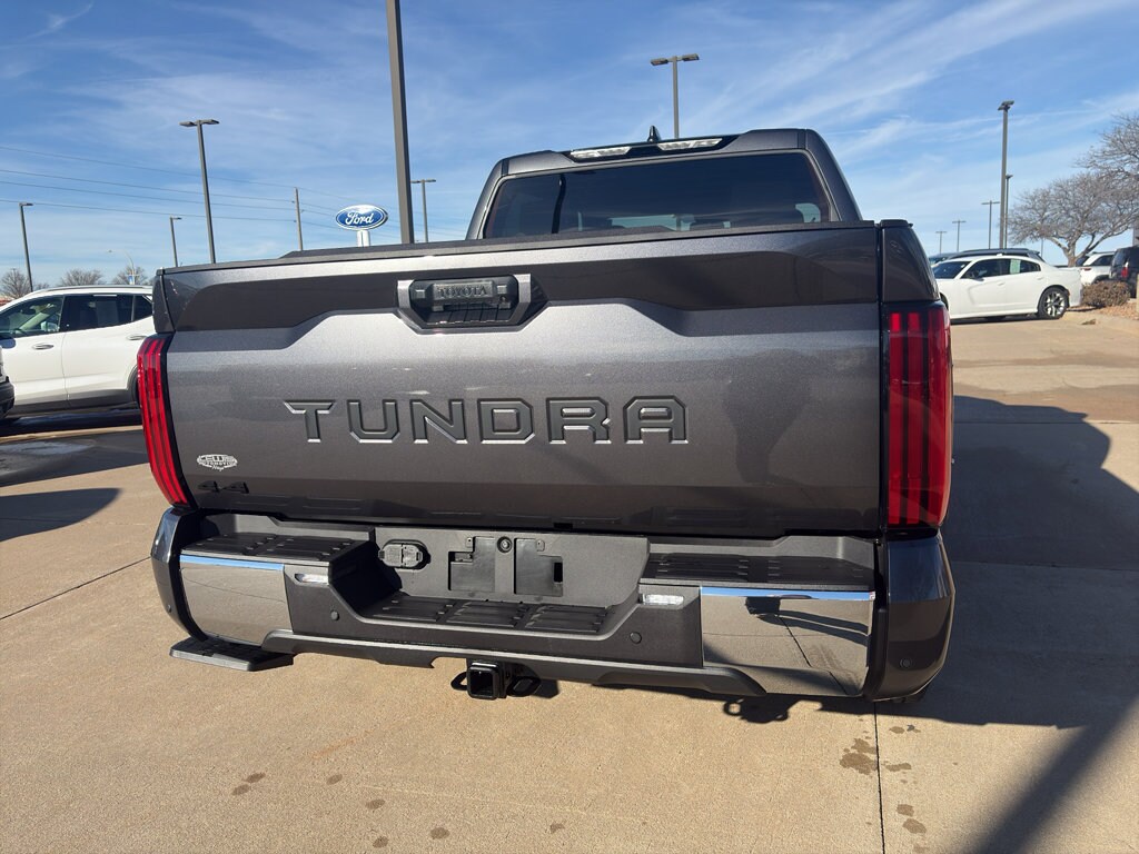 2026 Toyota Tundra SR5 - Photo 12